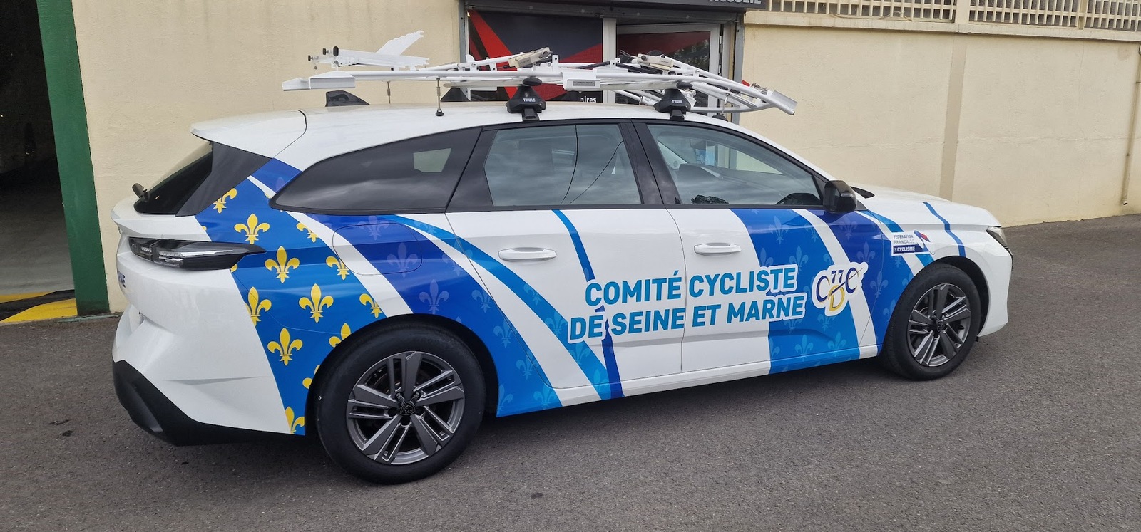 Nouveau véhicule cdc 77